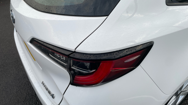 Toyota Corolla 1.8 VVT-i Hybrid Icon Tech 5dr CVT Hybrid Estate